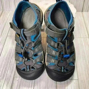Keen Newport H2 Sandals Waterproof kids closed-toe sandal blue/grey youth size 5